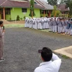 Kadis Dikbud Sultra Lakukan Sidak ke SMA 1 Lasolo