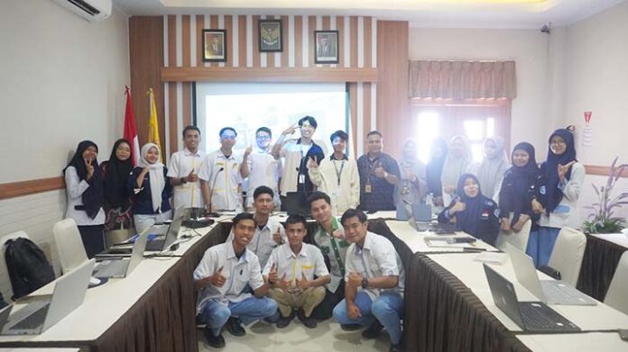 UMW Kendari Gelar Pelatihan Vidio Editing dan Desain Grafis