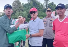 Wakil Bupati Konut Kembali Buka Perayaan Porseni di Kecamatan Lasolo Kepulauan Wakil Bupati Konut Kembali Buka Perayaan Porseni di Kecamatan Lasolo Kepulauan