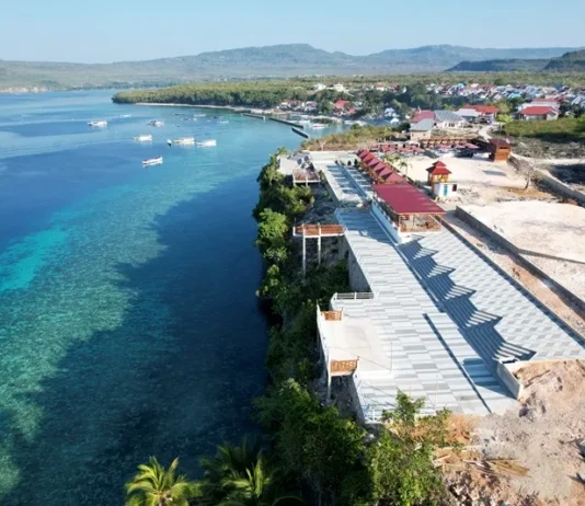 Berburu Golden Sunset di Puncak Waburi Park Berburu Golden Sunset di Puncak Waburi Park