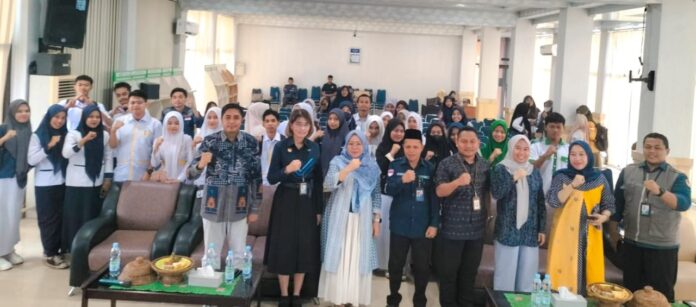 UMW Kendari Gelar Sosialisasi Tenaga Kerja Kesehatan ke Luar Negeri