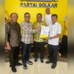 Golkar Berikan Format B1KWK ke Paslon Ikbar-Abu Haera untuk Maju di Pilkada Konut 2024 Golkar Berikan Format B1KWK ke Paslon Ikbar-Abu Haera untuk Maju di Pilkada Konut 2024