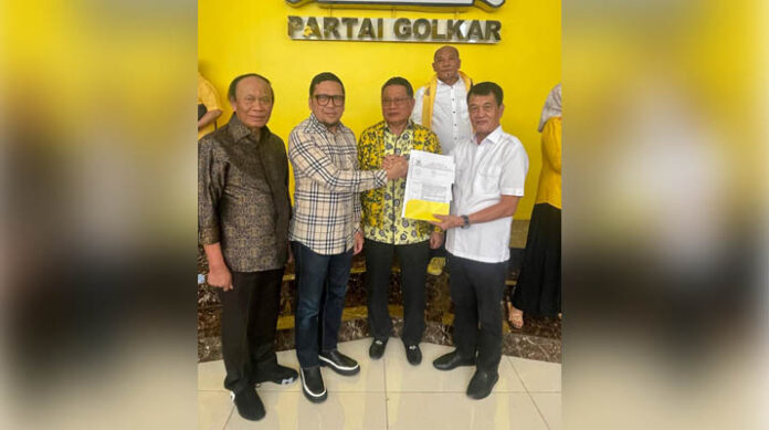 Golkar Berikan Format B1KWK ke Paslon Ikbar-Abu Haera untuk Maju di Pilkada Konut 2024