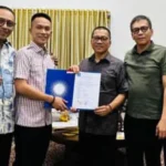 Zulkifli Hasan Tegaskan Kader PAN untuk Menangkan Paslon Ikbar-Abuhaera di Pilkada Konut Zulkifli Hasan Tegaskan Kader PAN untuk Menangkan Paslon Ikbar-Abuhaera di Pilkada Konut