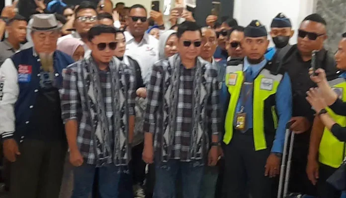 Berhasil Dapat Partai, Abdul Rasak-Afdhal Disambut Ribuan Pendukungnya