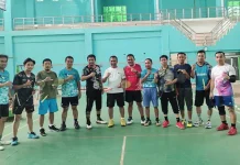 Pjs Bupati Konut Luangkan Waktunya Bersilaturahmi Bersama Kapolres, PB Konasara dengan Berolahraga Pjs Bupati Konut Luangkan Waktunya Bersilaturahmi Bersama Kapolres, PB Konasara dengan Berolahraga