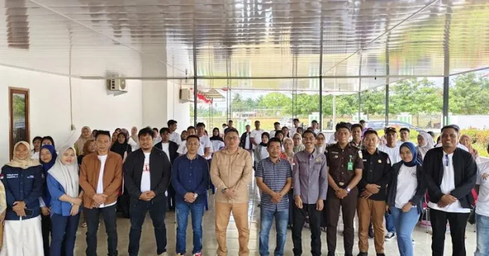 Tegaskan Regulasi Pilkada, KPU Konut Gelar Penyuluhan Hukum kepada Badan Adhoc Tegaskan Regulasi Pilkada, KPU Konut Gelar Penyuluhan Hukum kepada Badan Adhoc