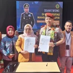Bebas Narkoba, UMW Kendari Teken MoU dengan BNN Sultra Bebas Narkoba, UMW Kendari Teken MoU dengan BNN Sultra