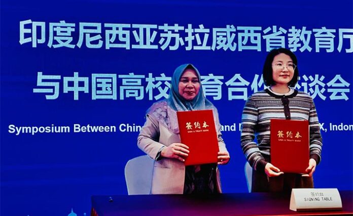 Tingkatkan Mutu Pendidikan, Rektor UMW Kendari Tandatangani Kerjasama dengan 3 Perguruan Tinggi di Cina