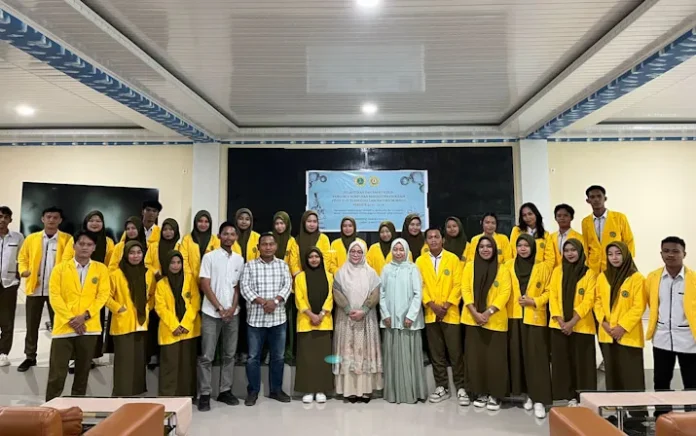 Resmi Dilantik Pengurus HMPS Prodi TLM, Wakil Rektor III UMW Kendari Tekankan untuk Tingkatkan Prestasi di Tingkat Nasional