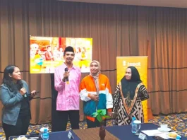 Menjadi Bankir Pemberdaya: Begini Kisah Sumarni Menyulut Asa Ibu-ibu dari Nol Menjadi Bankir Pemberdaya: Begini Kisah Sumarni Menyulut Asa Ibu-ibu dari Nol