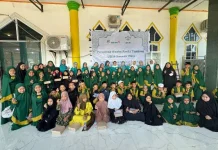 Bakti Sosial ANTAM dan PWAT di Molawe: Santunan untuk 175 Anak TPQ dan Pengurus Masjid Bakti Sosial ANTAM dan PWAT di Molawe: Santunan untuk 175 Anak TPQ dan Pengurus Masjid