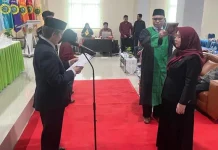 Dr. Ratna Umi Nurlila Terpilih Kembali Jadi Rektor UMW Kendari Periode 2025-2029 Dr. Ratna Umi Nurlila Terpilih Kembali Jadi Rektor UMW Kendari Periode 2025-2029