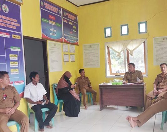 Aparat Desa Belalo Dikenal Disiplin dan Rajin Masuk Kantor Aparat Desa Belalo Dikenal Disiplin dan Rajin Masuk Kantor