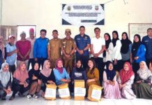 Prodi D-III Sanitasi UMW Kendari Berikan Edukasi Lingkungan di Desa Matanggonawe Prodi D-III Sanitasi UMW Kendari Gelar Edukasi Lingkungan di Desa Matanggonawe