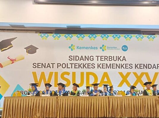 Poltekkes Kemenkes Kendari Gelar Wisuda, Luluskan Ratusan Tenaga Kesehatan Baru Poltekkes Kemenkes Kendari Gelar Wisuda, Luluskan Ratusan Tenaga Kesehatan Baru