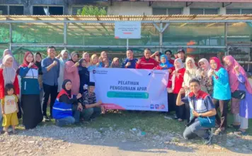 Perkuat Budaya Safety, Pertamina Latih Masyarakat Gunakan APAR di Makassar Perkuat Budaya Safety, Pertamina Latih Masyarakat Gunakan APAR di Makassar