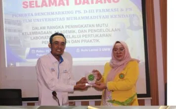 UMW Kendari Terima Kunjungan Benchmarking, Perkuat Mutu Akademik dan Laboratorium UMW Kendari Terima Kunjungan Benchmarking, Perkuat Mutu Akademik dan Laboratorium