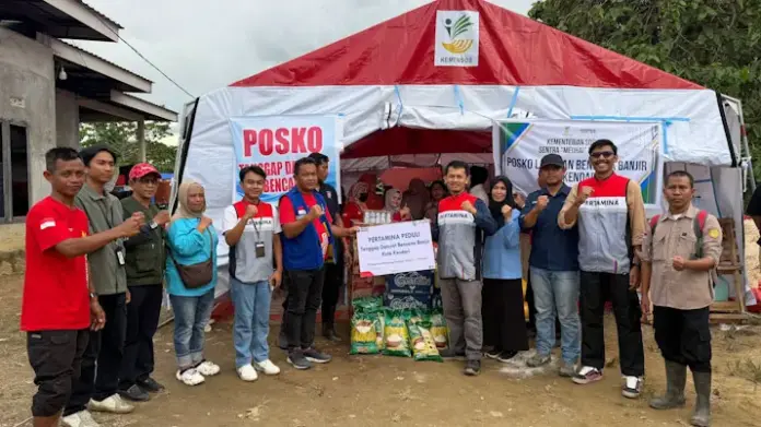 psx_20260513_183427 Pertamina Patra Niaga Salurkan Bantuan ke Korban Banjir di Kendari