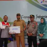 Pertamina Patra Niaga Gelar Pasar Murah, 1.000 Paket Sembako Disalurkan di Makassar Pertamina Patra Niaga Gelar Pasar Murah, 1.000 Paket Sembako Disalurkan di Makassar