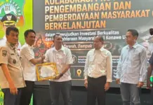 Hadirkan Program Pemberdayaan Berkelanjutan, ANTAM Terima Penghargaan dari Bupati Konawe Utara Hadirkan Program Pemberdayaan Berkelanjutan, ANTAM Terima Penghargaan dari Bupati Konawe Utara