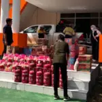 Pertamina Salurkan Ribuan Paket Sembako dan LPG ke Warga Terdampak Pertamina Salurkan Ribuan Paket Sembako dan LPG ke Warga Terdampak