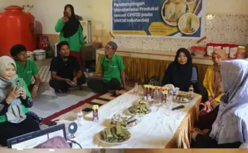 Tim PKM UMW Kendari Gelar Pendampingan CPOTB untuk UMKM Indoherbal di Konawe Tim PKM UMW Kendari Gelar Pendampingan CPOTB untuk UMKM Indoherbal di Konawe