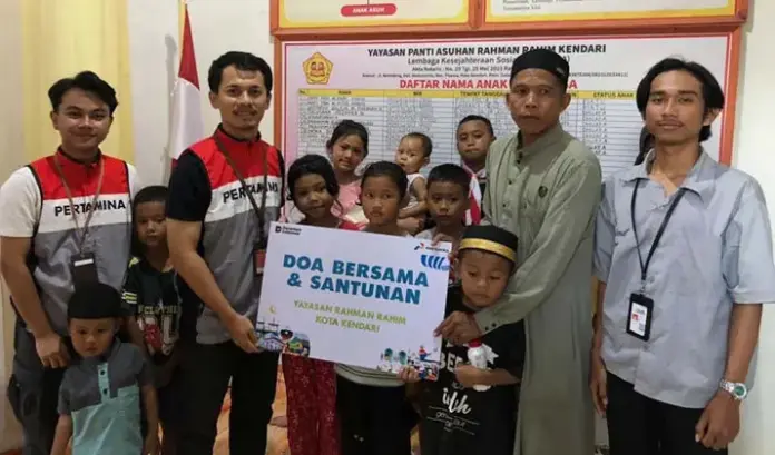 programsosial Bangun Kepedulian Sosial, Pertamina Berikan Santunan Anak Panti di Kendari