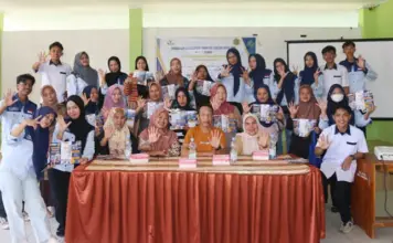 Mahasiswa D3 Sanitasi UMW Kendari Bawa Inovasi Sanitasi Tepat Guna ke Kelurahan Nambo Mahasiswa D3 Sanitasi UMW Kendari Bawa Inovasi Sanitasi Tepat Guna ke Kelurahan Nambo