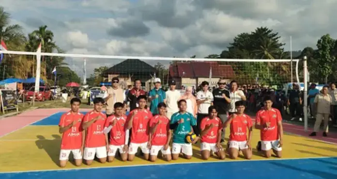 bola_antam ANTAM Dukung Turnamen Karang Taruna Cup I, Dorong Pembinaan Generasi Muda Konawe Utara