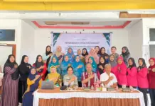 Poltekkes Kendari Edukasi Pemanfaatan Tepung Cangkang Telur untuk Cegah Kekurangan Kalsium Poltekkes Kendari Edukasi Pemanfaatan Tepung Cangkang Telur untuk Cegah Kekurangan Kalsium