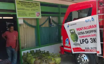 Pertamina Extra Dropping LPG 3 Kg, Stok di Sulsel Kembali Aman Pertamina Extra Dropping LPG 3 Kg, Stok di Sulsel Kembali Aman