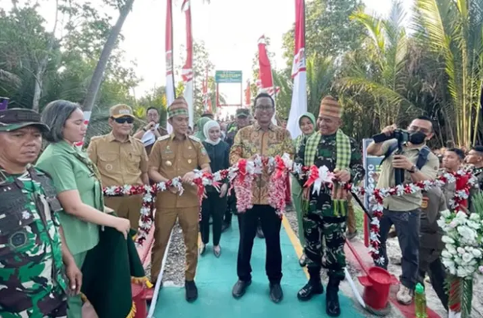 peresmianaa1 Kolaborasi PT ANTAM, TNI, dan Pemkab Konawe Utara Hadirkan Jembatan Perintis Garuda