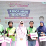 Pertamina Cetak Rekor MURI Lewat Aksi Memasak Serentak di 8 Kota Pertamina Cetak Rekor MURI Lewat Aksi Memasak Serentak di 8 Kota