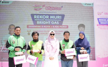Pertamina Cetak Rekor MURI Lewat Aksi Memasak Serentak di 8 Kota Pertamina Cetak Rekor MURI Lewat Aksi Memasak Serentak di 8 Kota